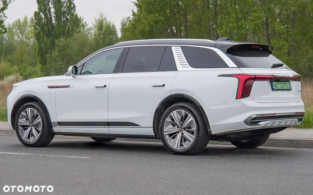 Hongqi E-HS9 Exklusive Long Range - 2
