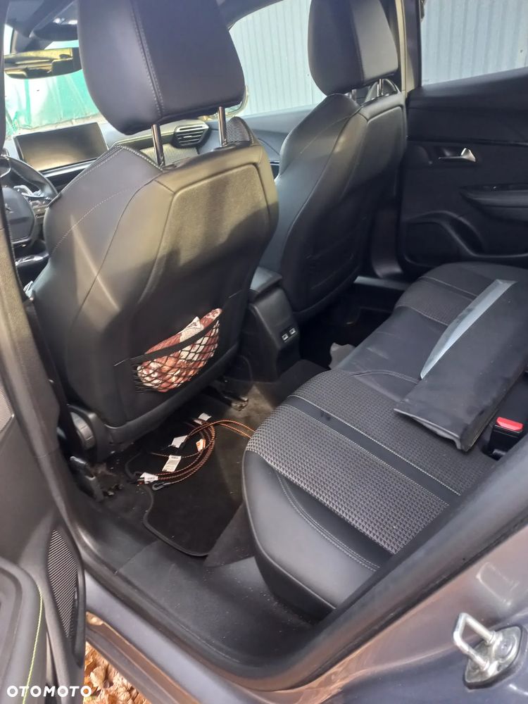 Peugeot 2008 1.5 BlueHDi GT Line S&S EAT8 - 6
