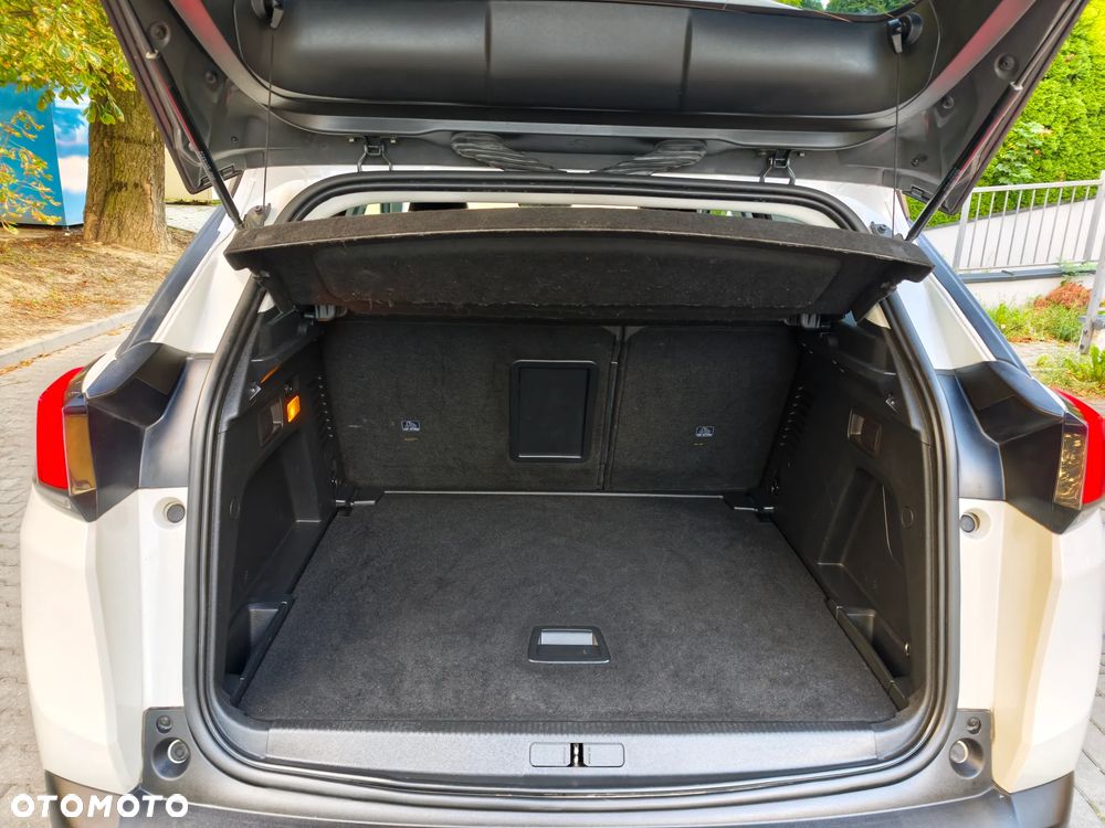 Peugeot 3008 PureTech 130 Stop & Start GPF Allure - 15