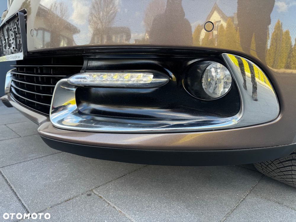 Renault Scenic - 22