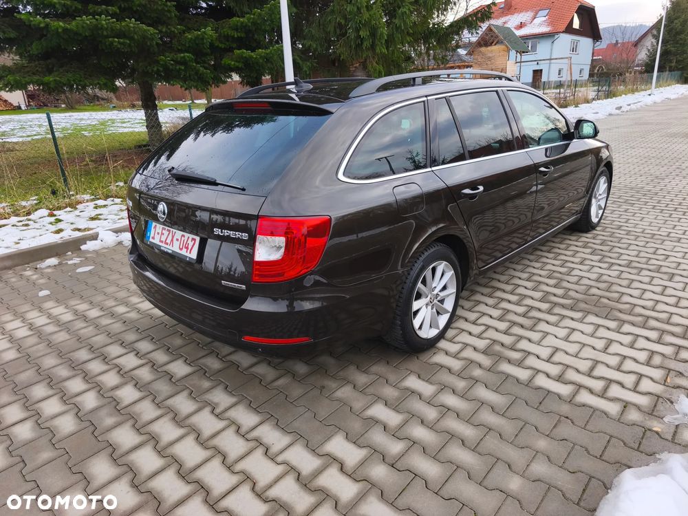 Skoda Superb 1.6 TDI GreenLine - 5