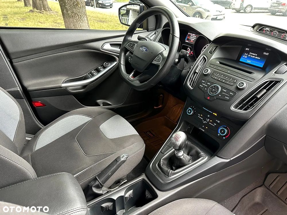 Ford Focus 2.0 EcoBoost ST - 14