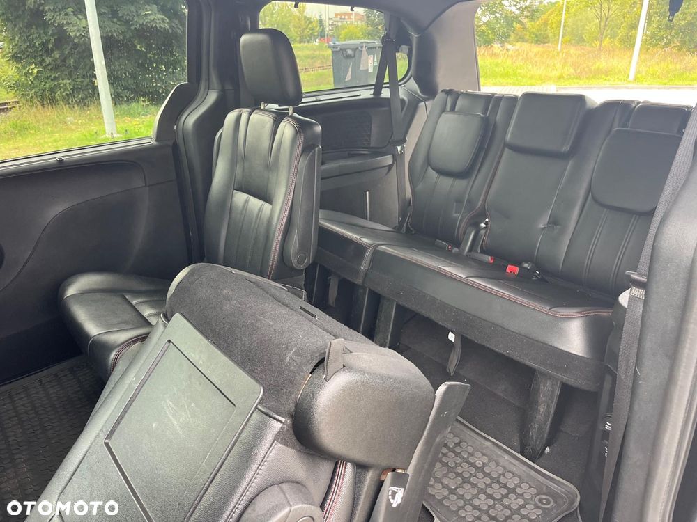 Dodge Grand Caravan 3.6 R/T - 15
