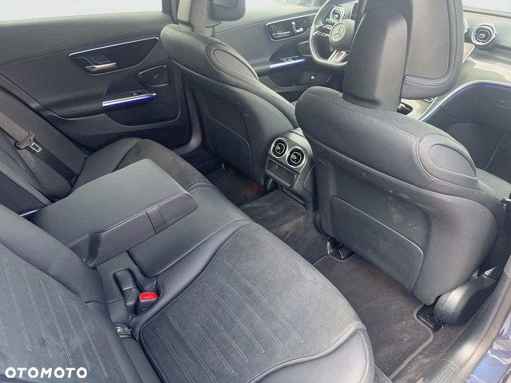 Mercedes-Benz Klasa C 220 d mHEV 4-Matic AMG - 22