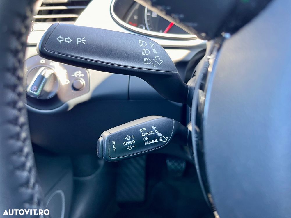 Audi A4 2.0 TDI DPF S line Sportpaket - 15