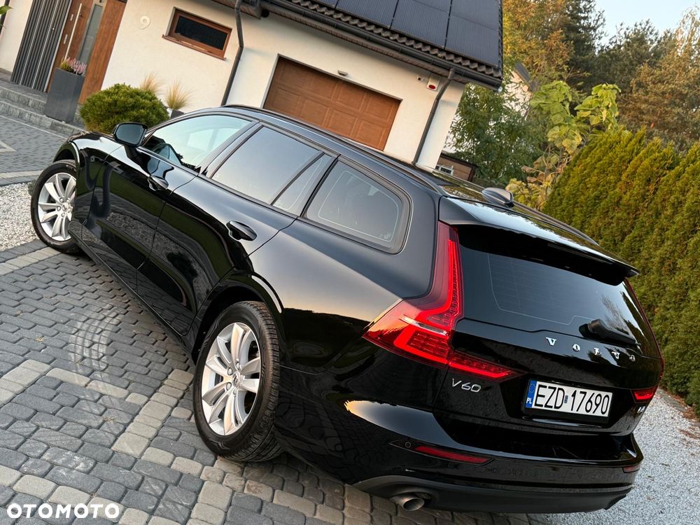 Volvo V60 2021 photo 5