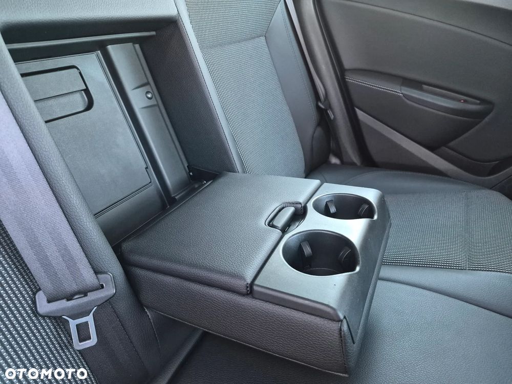 Opel Astra 2.0 CDTI ecoFLEX Start/Stop Exklusiv - 29