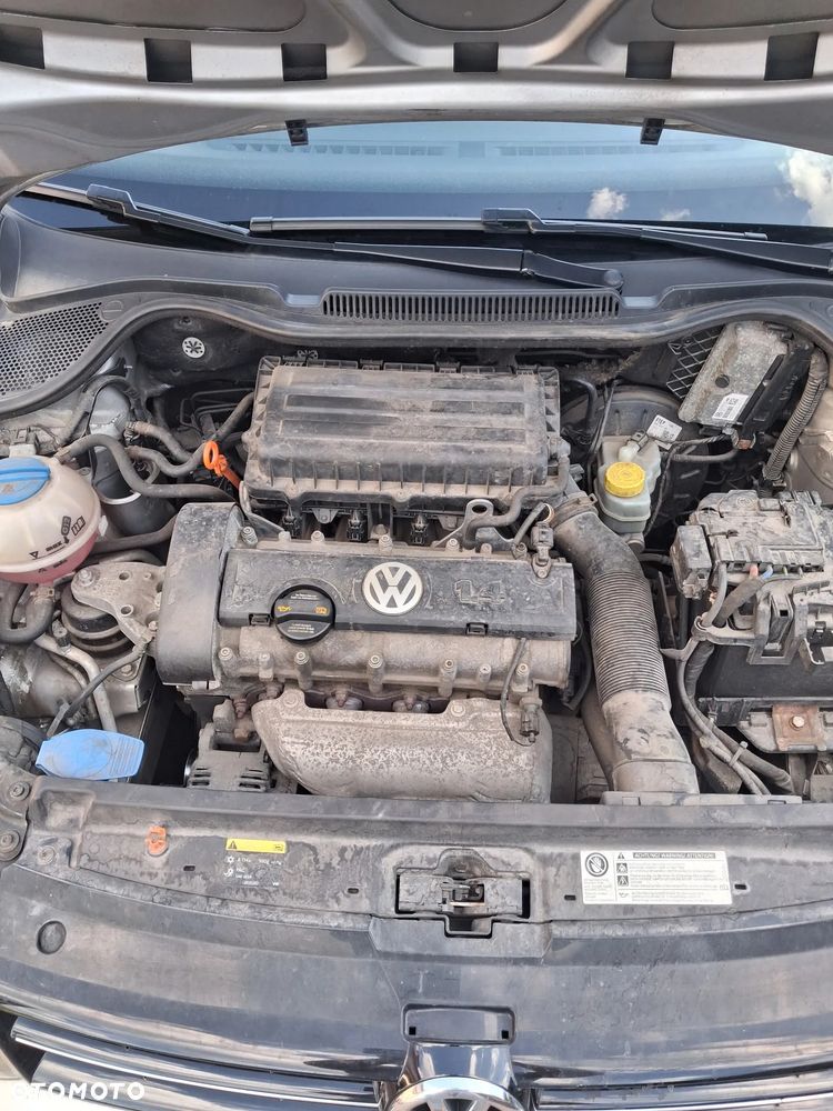 Volkswagen Polo 1.4 16V Comfortline - 6