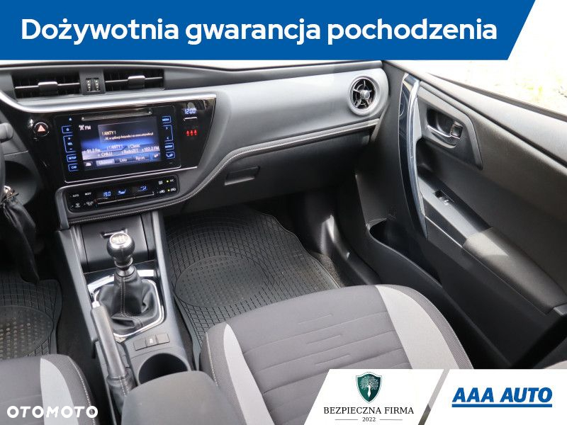 Toyota Auris - 9