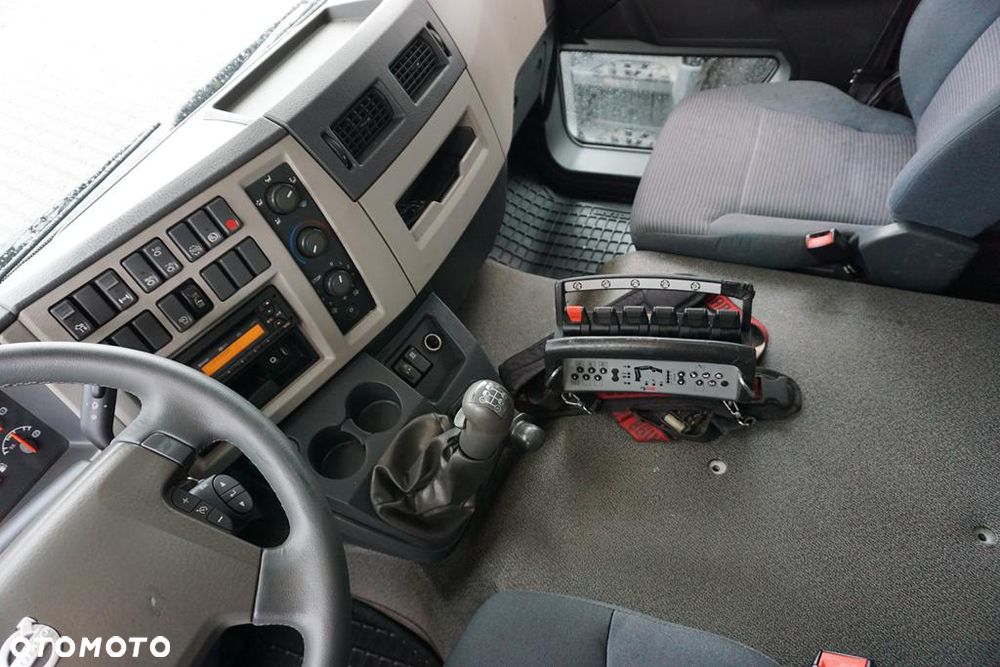 Volvo / FL / 290 / E 5 / SKRZYNIOWY + HDS / HIAB 111 E – 5 HIDUO / WYS. 14,8 M - 9