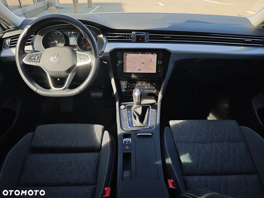 Volkswagen Passat Variant 2.0 TSI Business DSG - 22