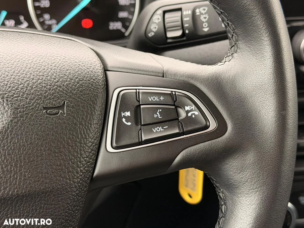 Ford EcoSport 1.0 EcoBoost Titanium - 27