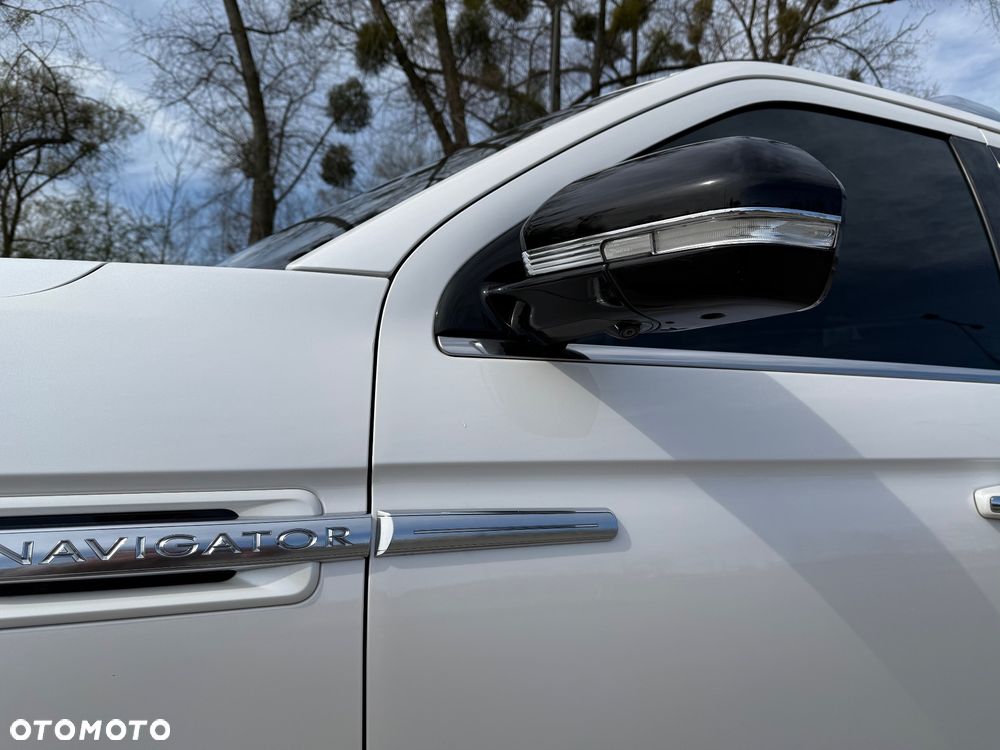 Lincoln Navigator - 6