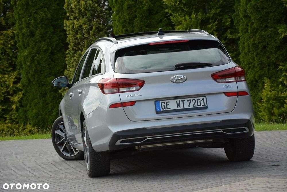 Hyundai i30 1.5 T-GDI 48V-Hybrid DCT Advantage - 13