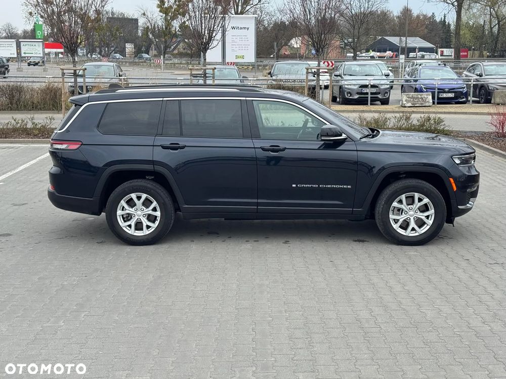 Jeep Grand Cherokee - 12