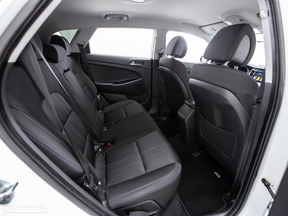 Hyundai Tucson - 11