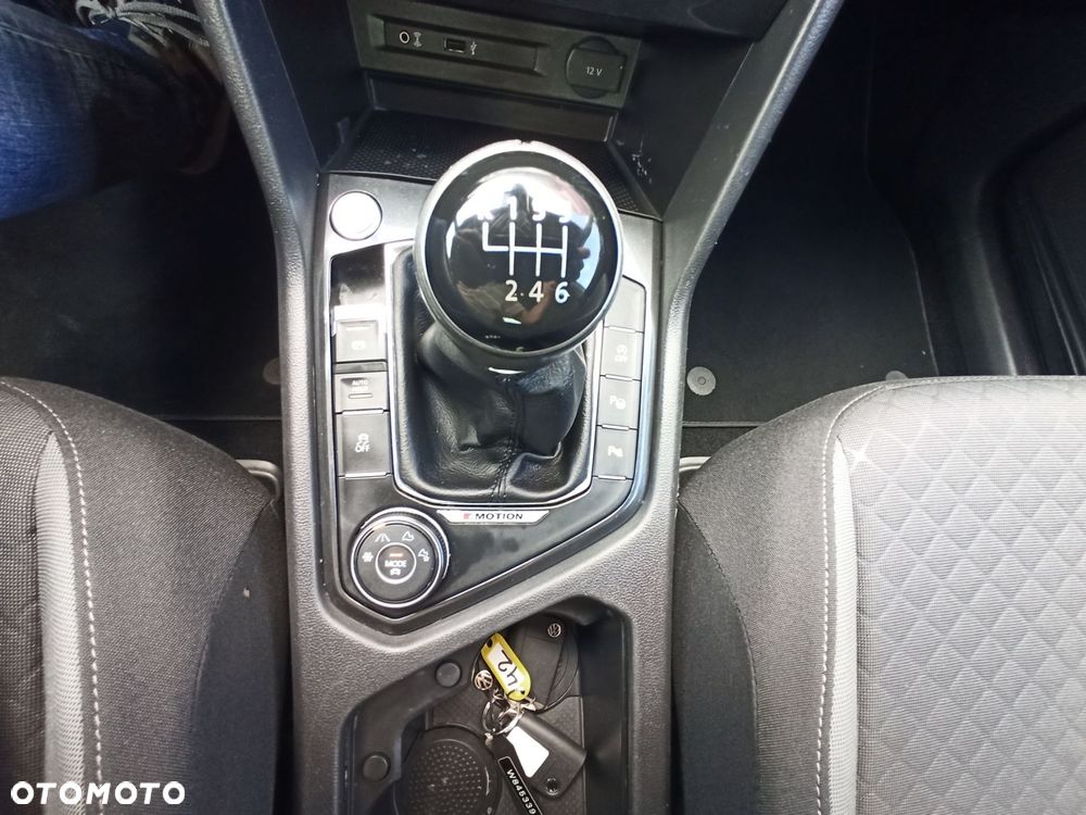 Volkswagen Tiguan - 14