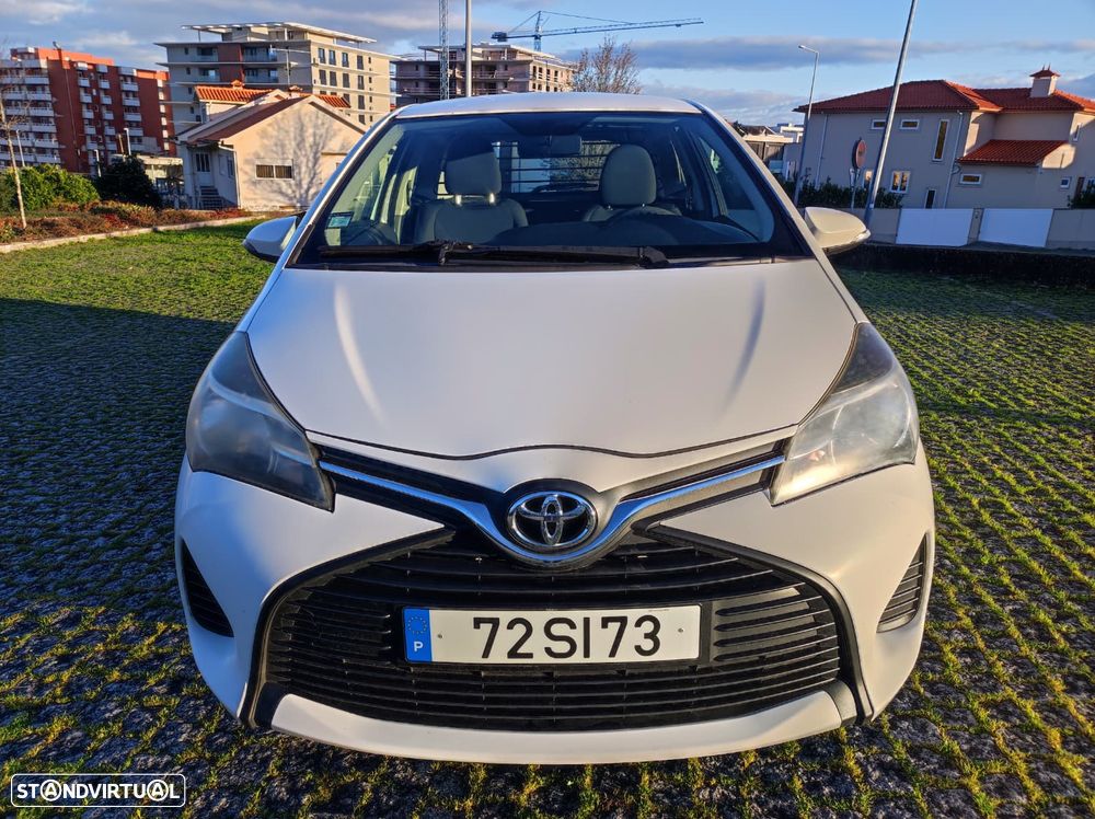Toyota Yaris - 1
