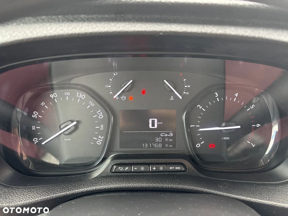 Toyota PROACE 2.0 D-4D LONG 3,1T ACTIVE - 21