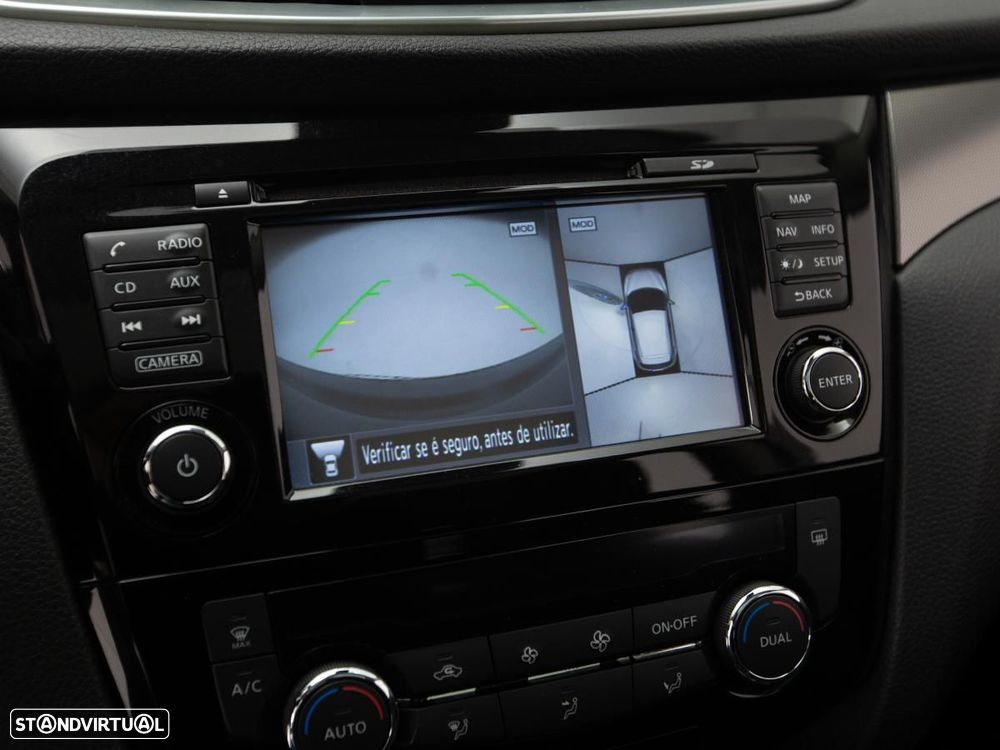 Nissan Qashqai 1.5 dCi N-Connecta - 19