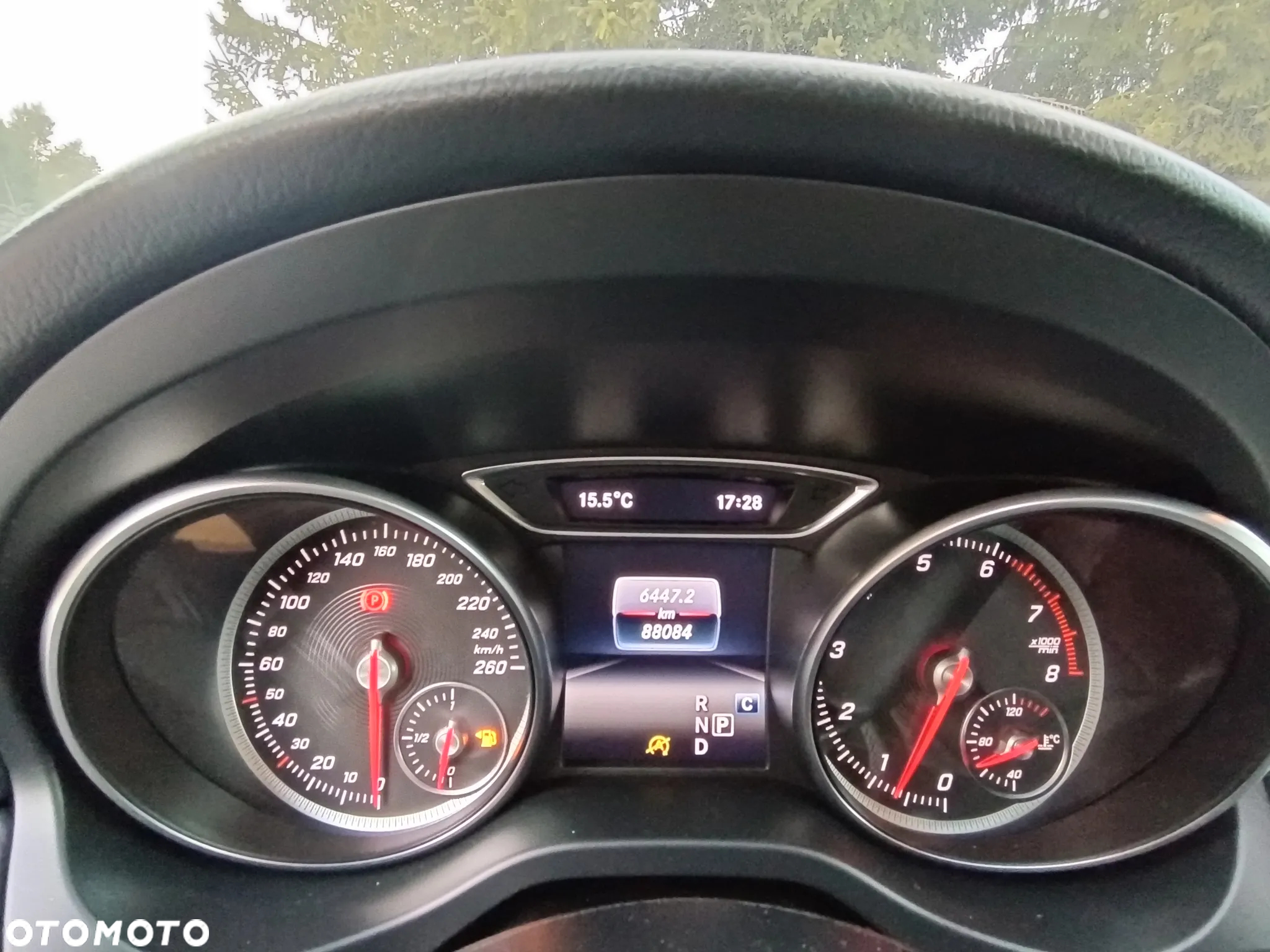 Mercedes-Benz GLA 200 7G-DCT UrbanStyle Edition - 12