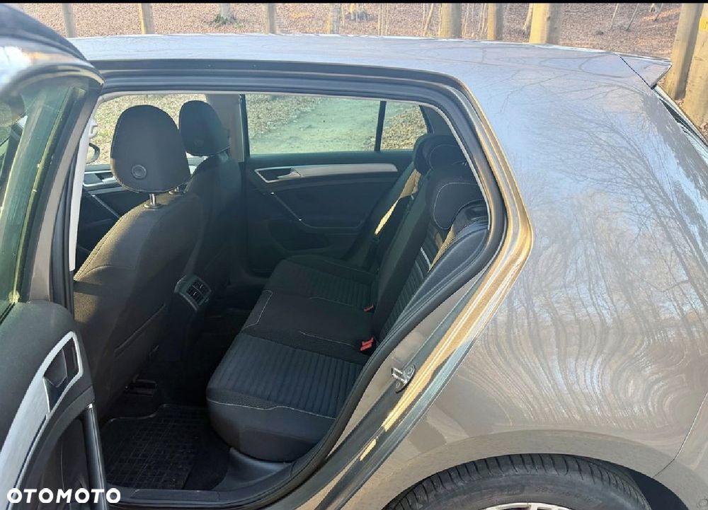 Volkswagen Golf 1.4 TSI BlueMotion Technology Cup - 12