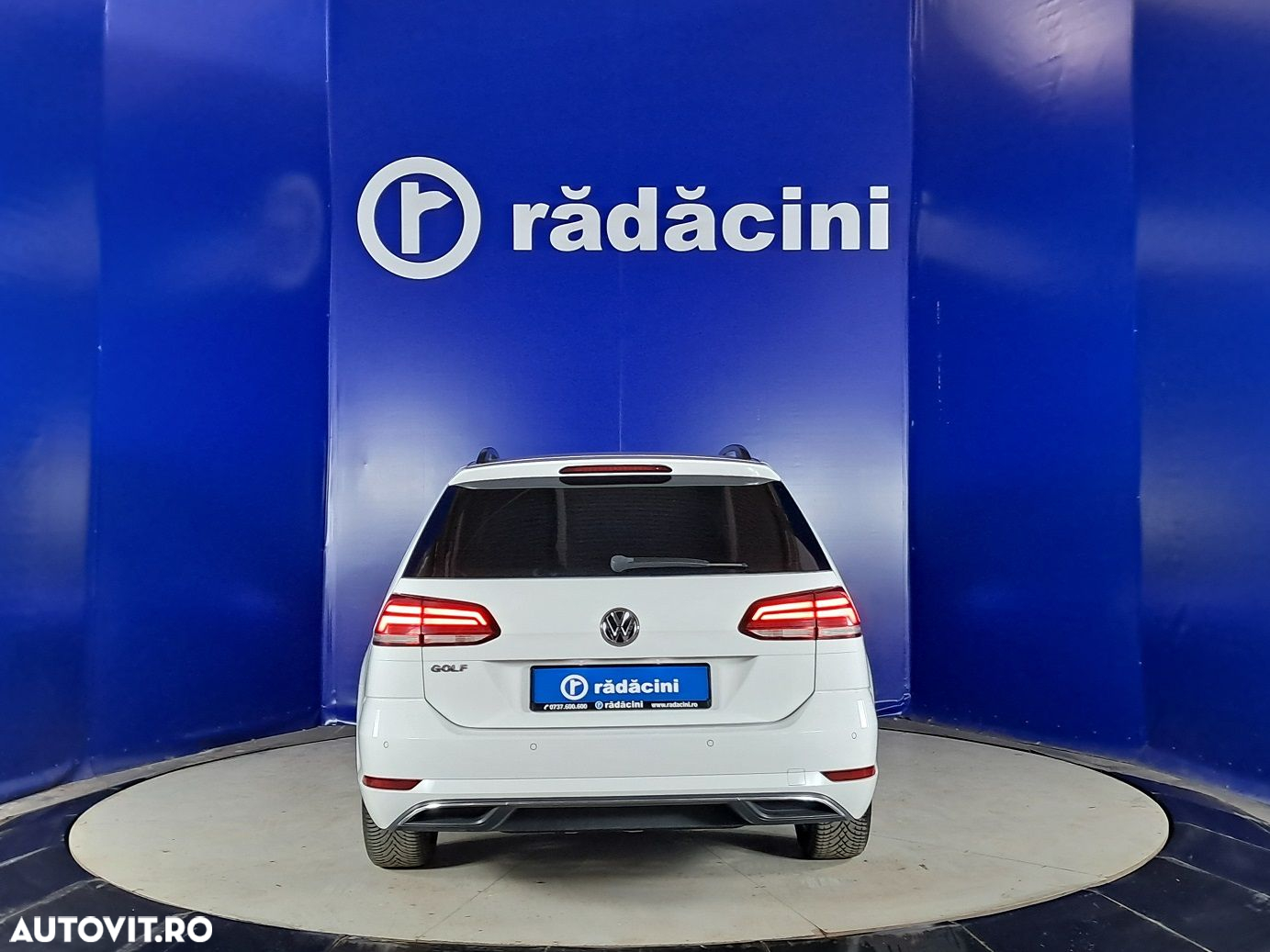 Volkswagen Golf - 4