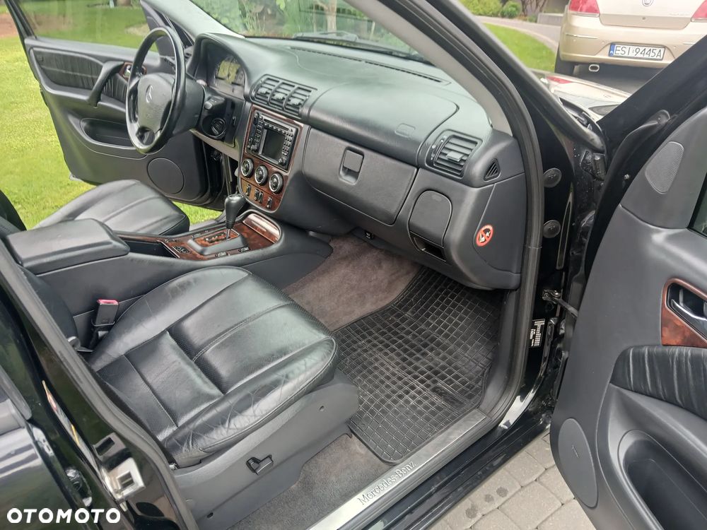 Mercedes-Benz ML - 12
