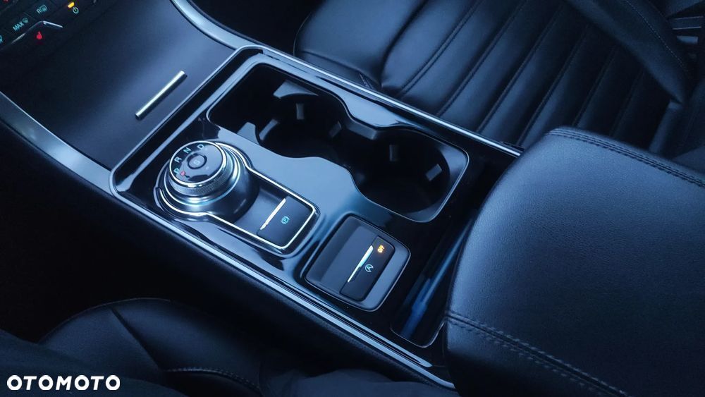 Ford Edge - 15