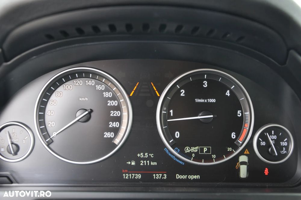 BMW X5 xDrive30d - 16