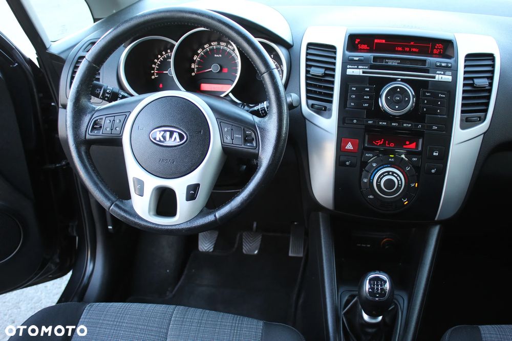 Kia Venga 1.4 CVVT Business Line - 15