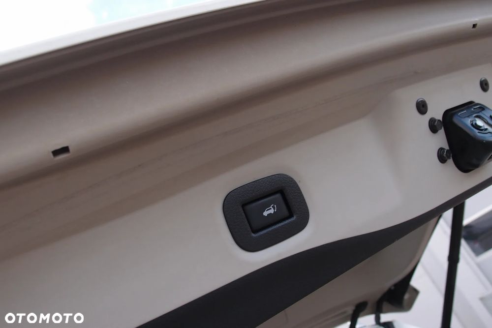 Nissan X-Trail 2.0 dCi N-Vision Xtronic 4WD - 28