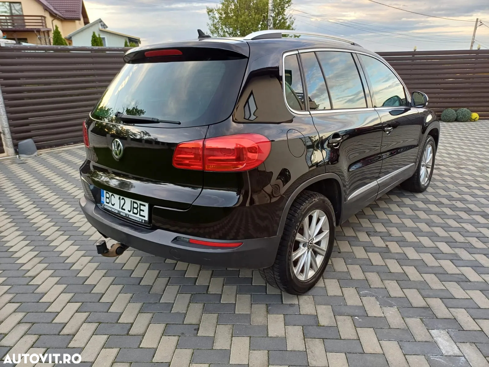Volkswagen Tiguan - 3