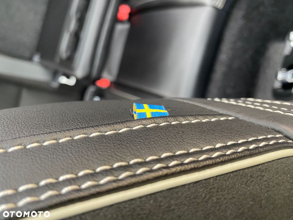 Volvo XC 40 D3 R-Design - 11