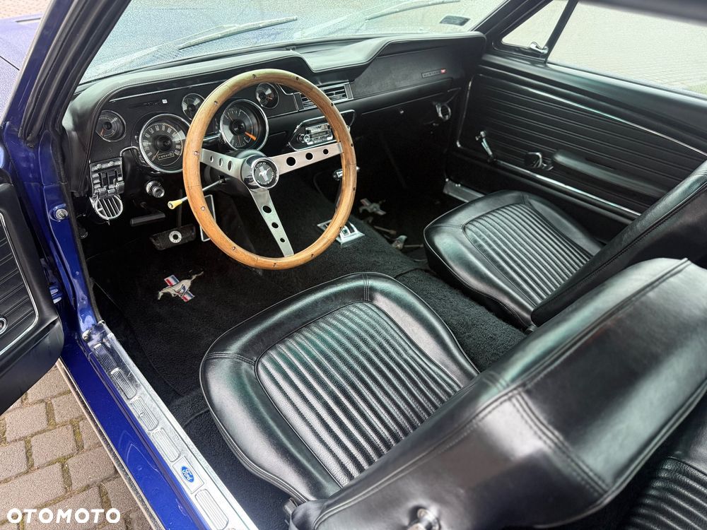 Ford Mustang - 20