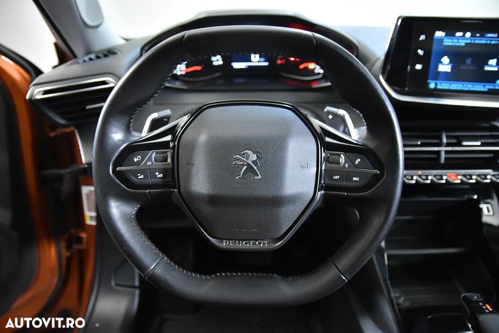 Peugeot 2008 - 16