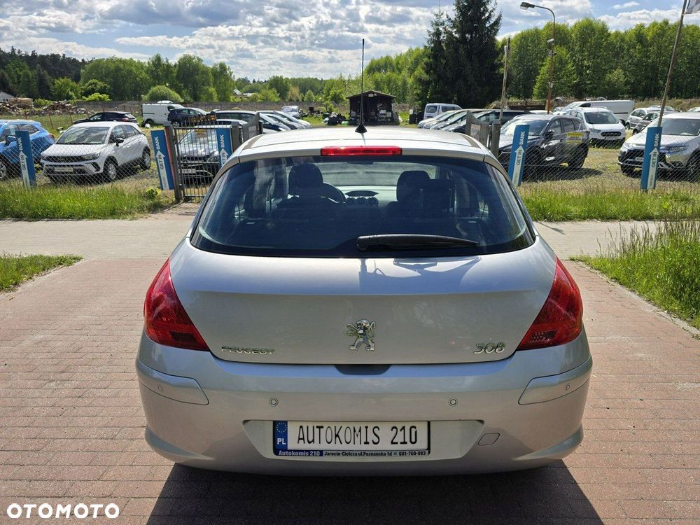 Peugeot 308 1.6 Trendy - 8