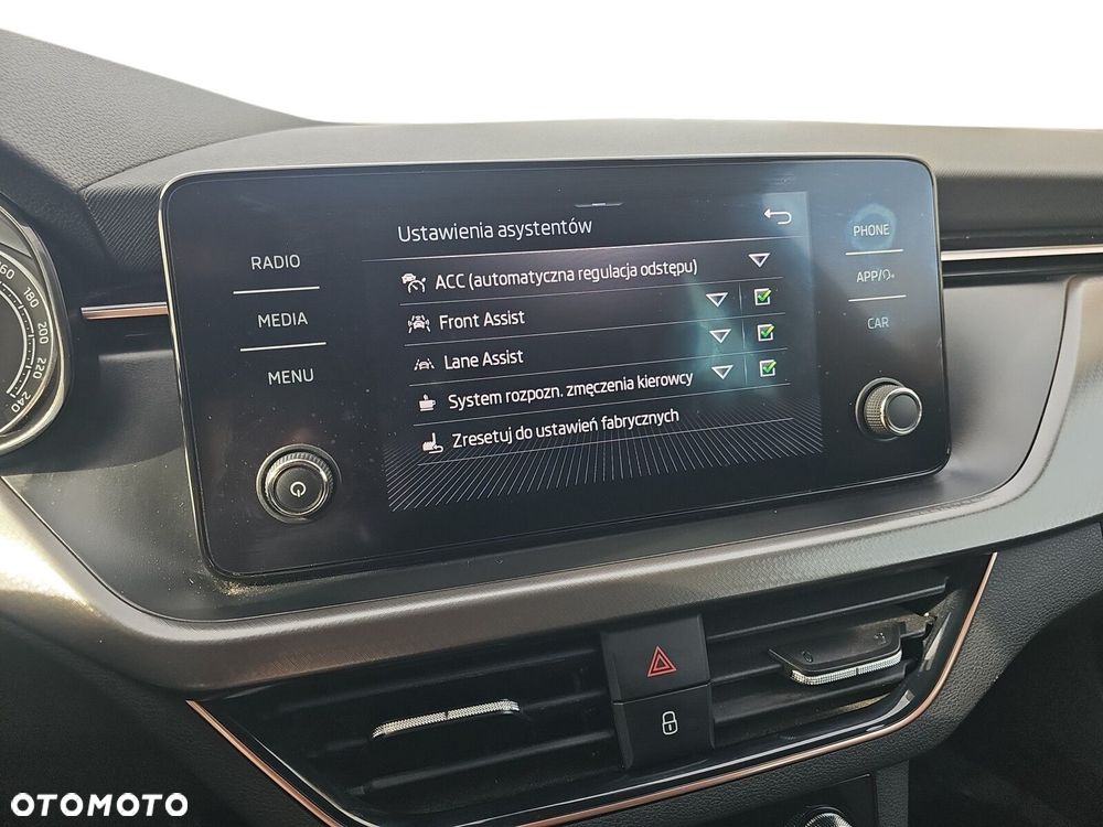 Skoda Kamiq 1.0 TSI Style - 27
