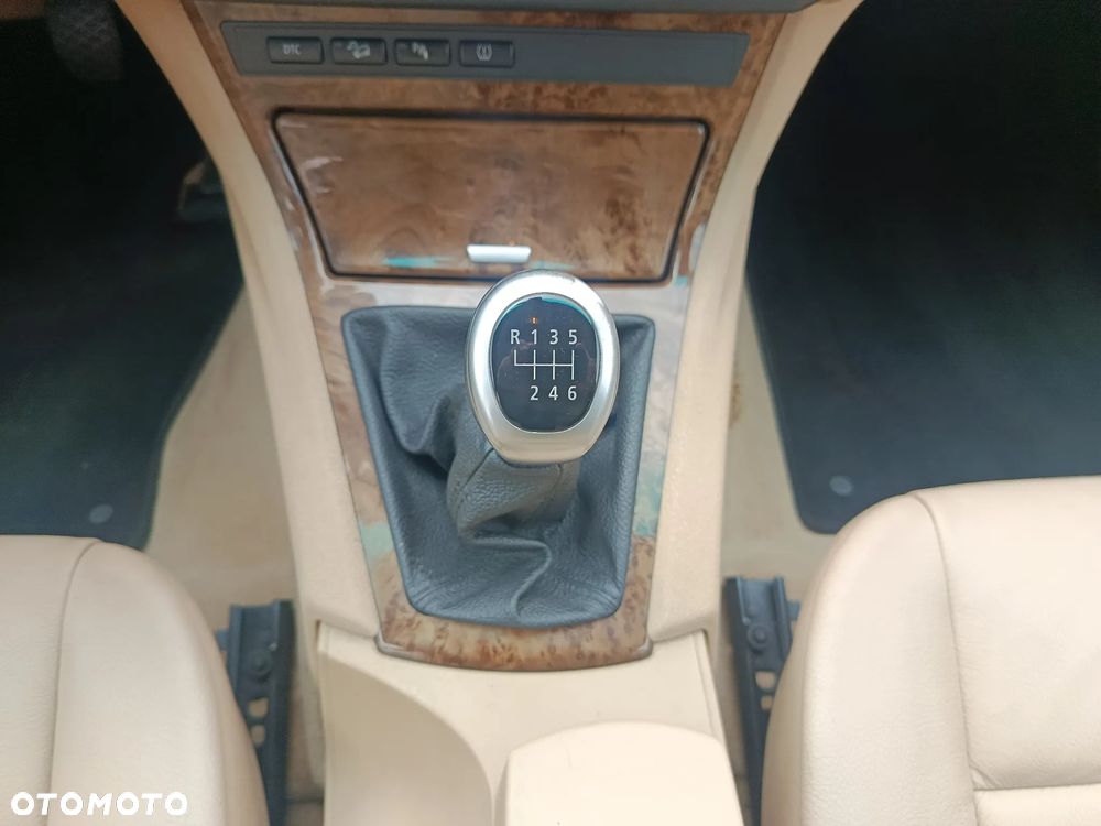 BMW X3 xDrive20d - 27