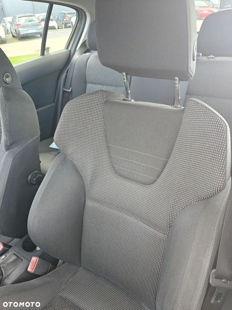 Opel Astra 1.6 - 11