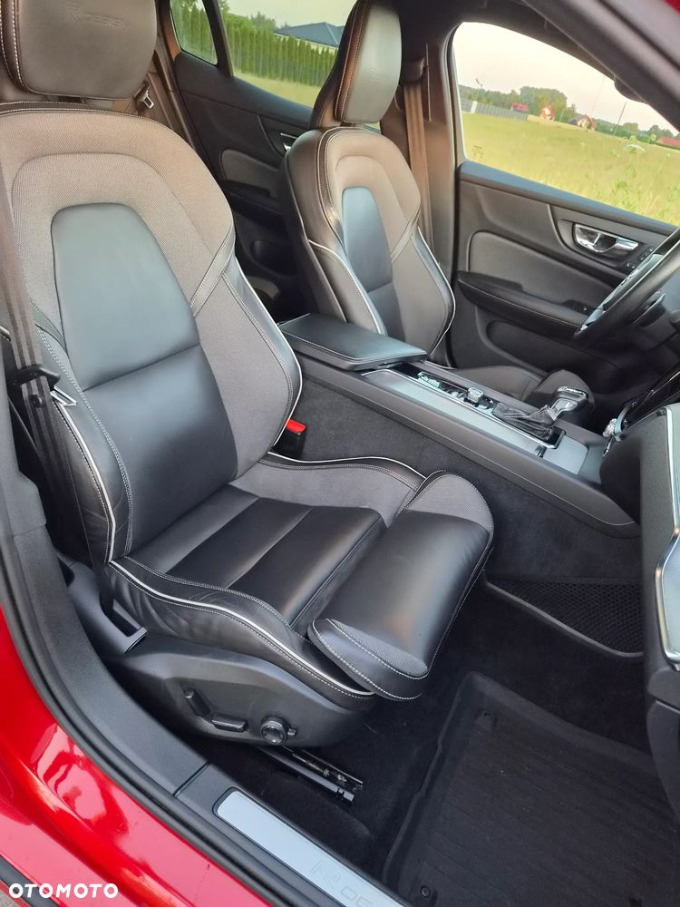 Volvo S60 T6 AWD R-Design - 10