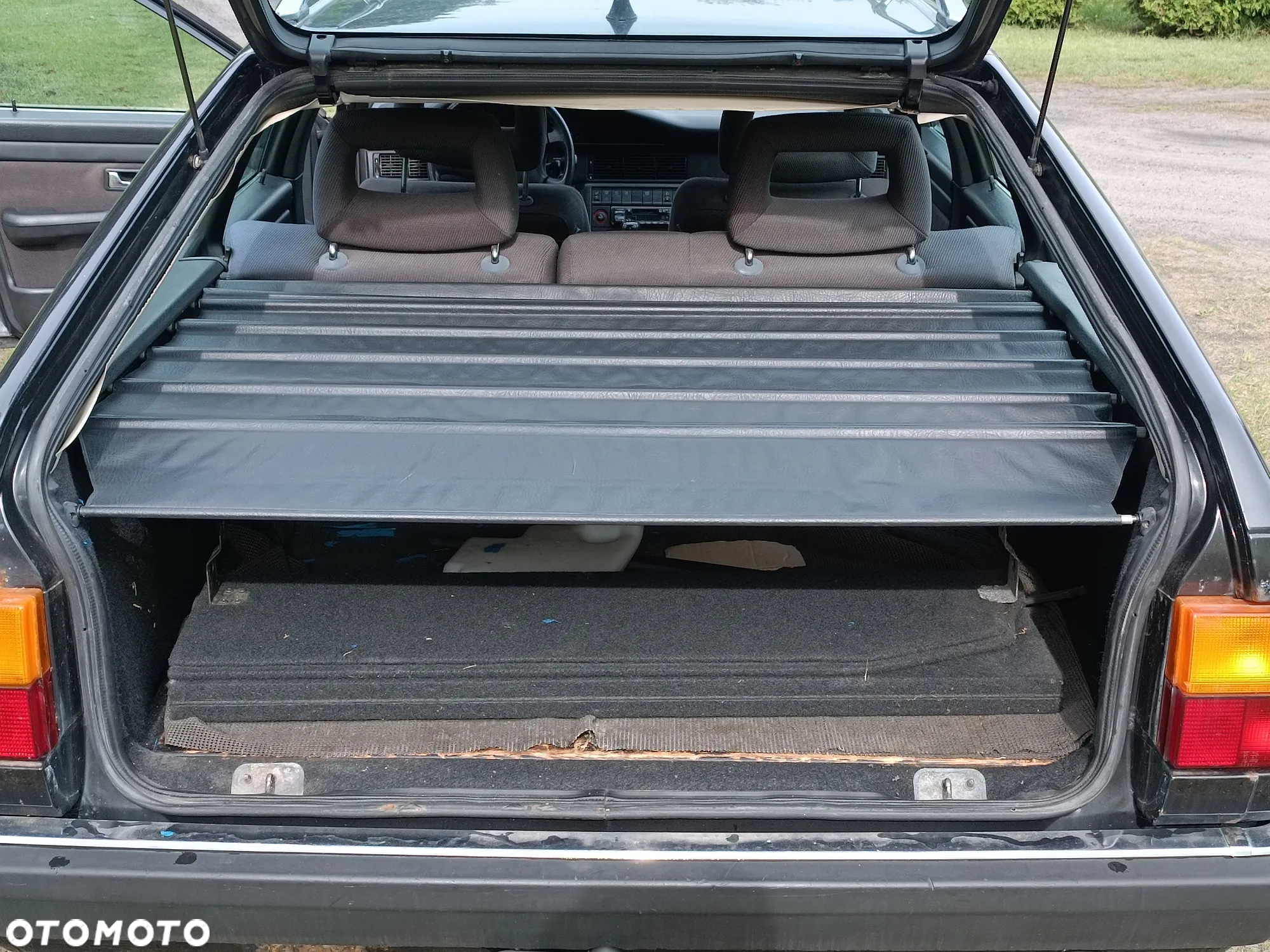 Audi 100 Avant 2.3 E - 15