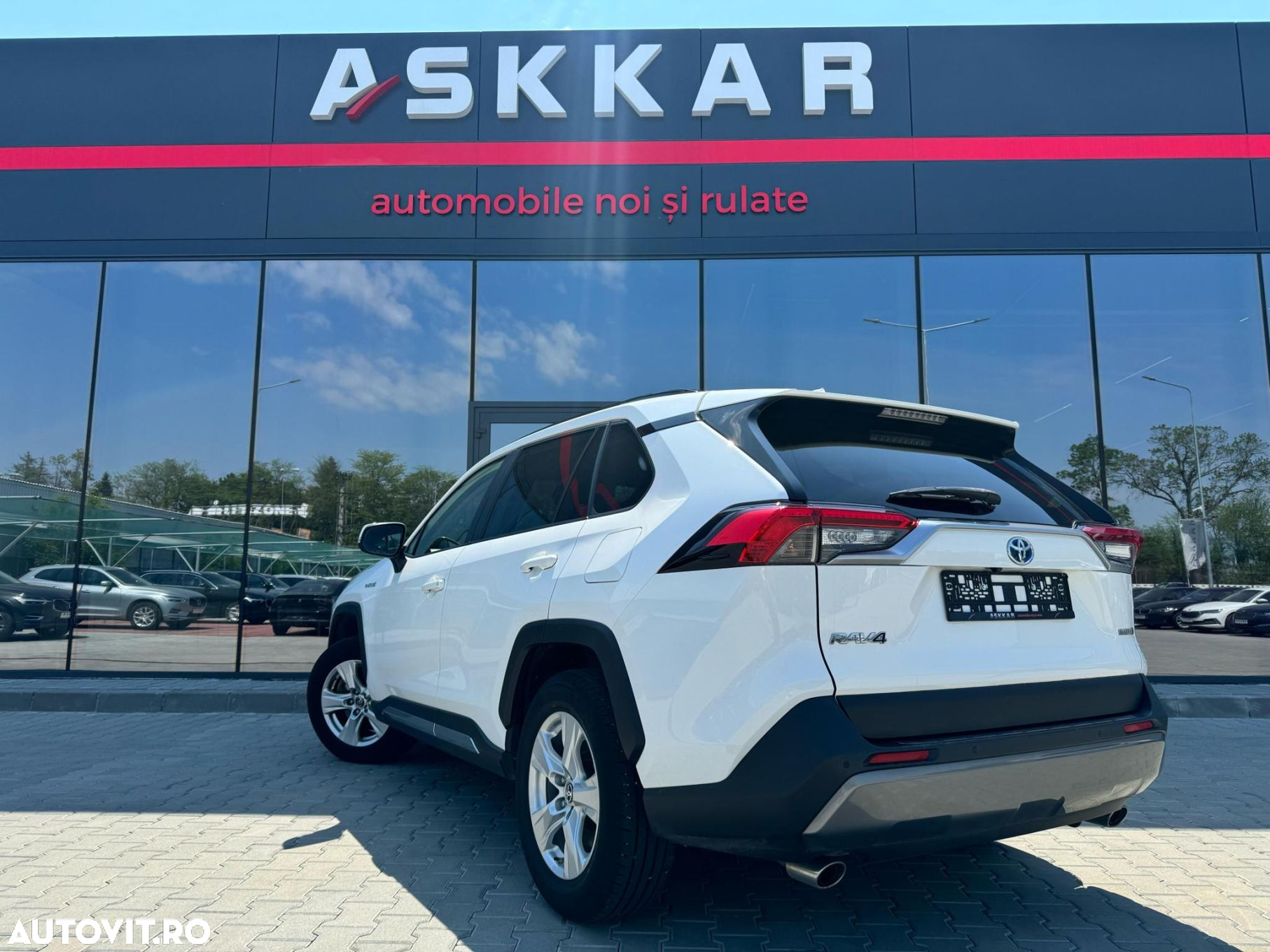 Toyota RAV4 2.5 Hybrid VVT-iE 4x2 Dynamic - 8