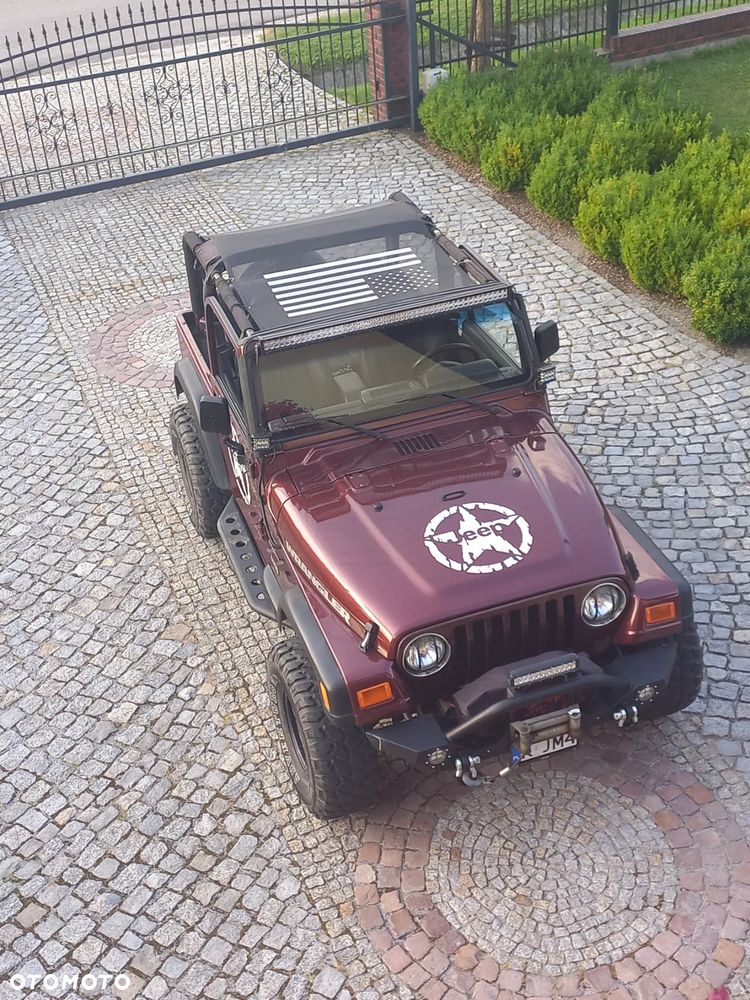 Jeep Wrangler 4.0 Sport - 8