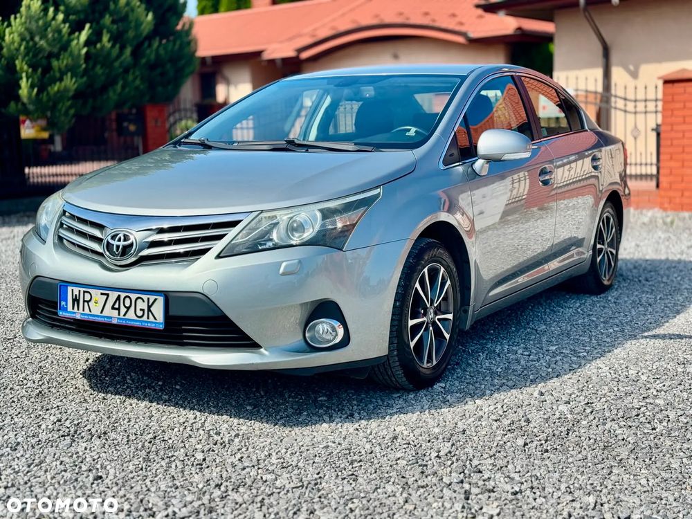 Toyota Avensis 1.8 Sol plus NAVI - 8