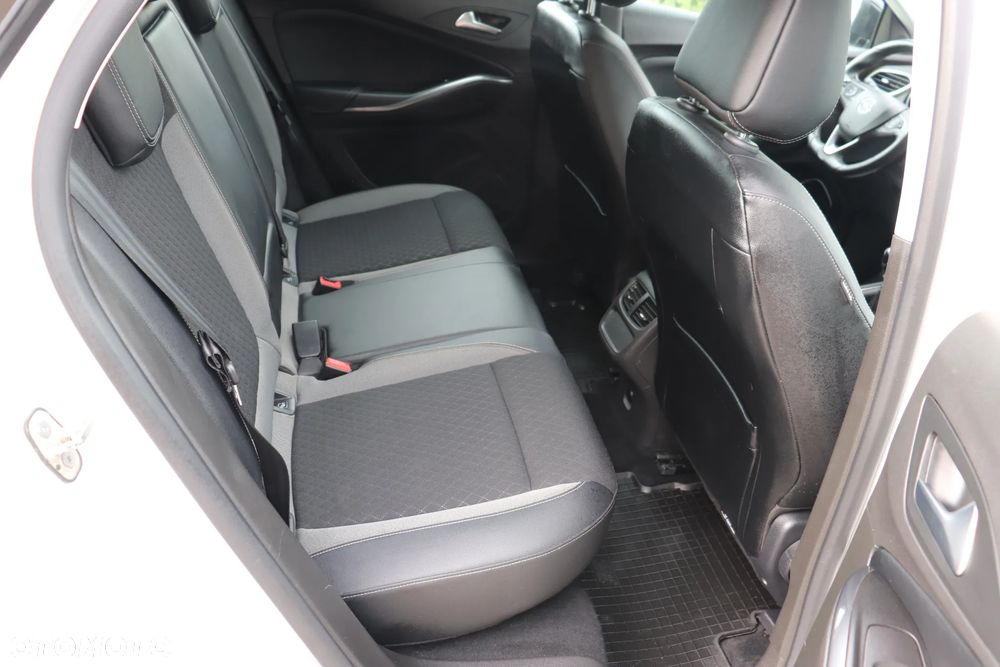 Opel Grandland X 1.5 D Start/Stop Color Line - 33