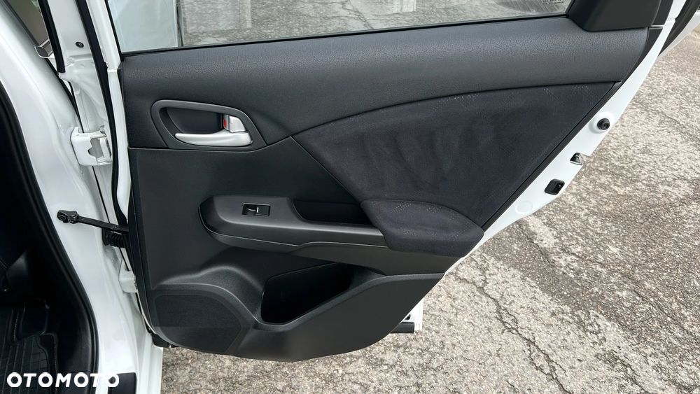 Honda Civic 1.8 i-VTEC Sport - 30