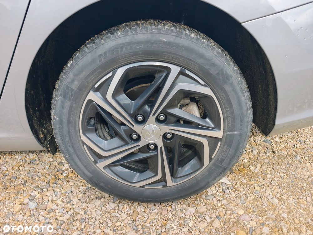 Hyundai i30 1.5 T-GDI 48V Smart - 24