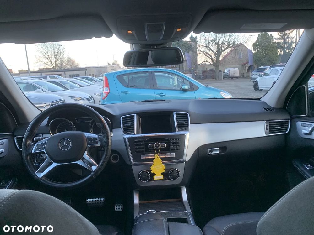 Mercedes-Benz ML 350 BlueTEC 4MATIC 7G-TRONIC - 15