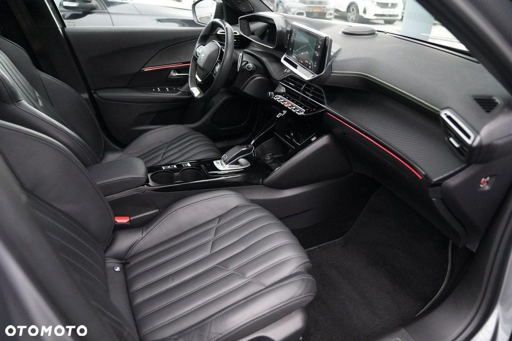 Peugeot 2008 - 21